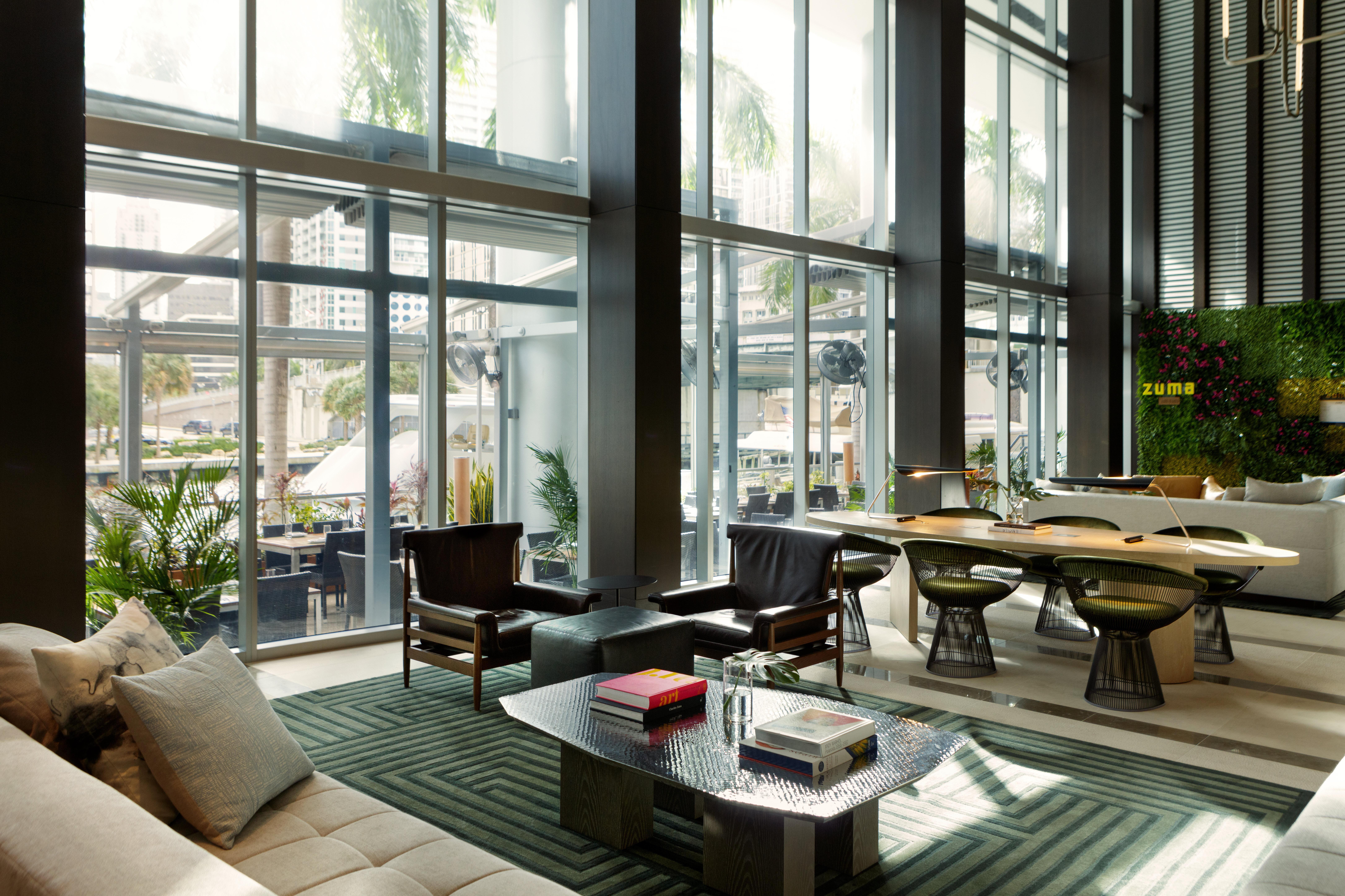 Kimpton Epic Hotel By Ihg Miami Bagian luar foto The lobby of the hotel