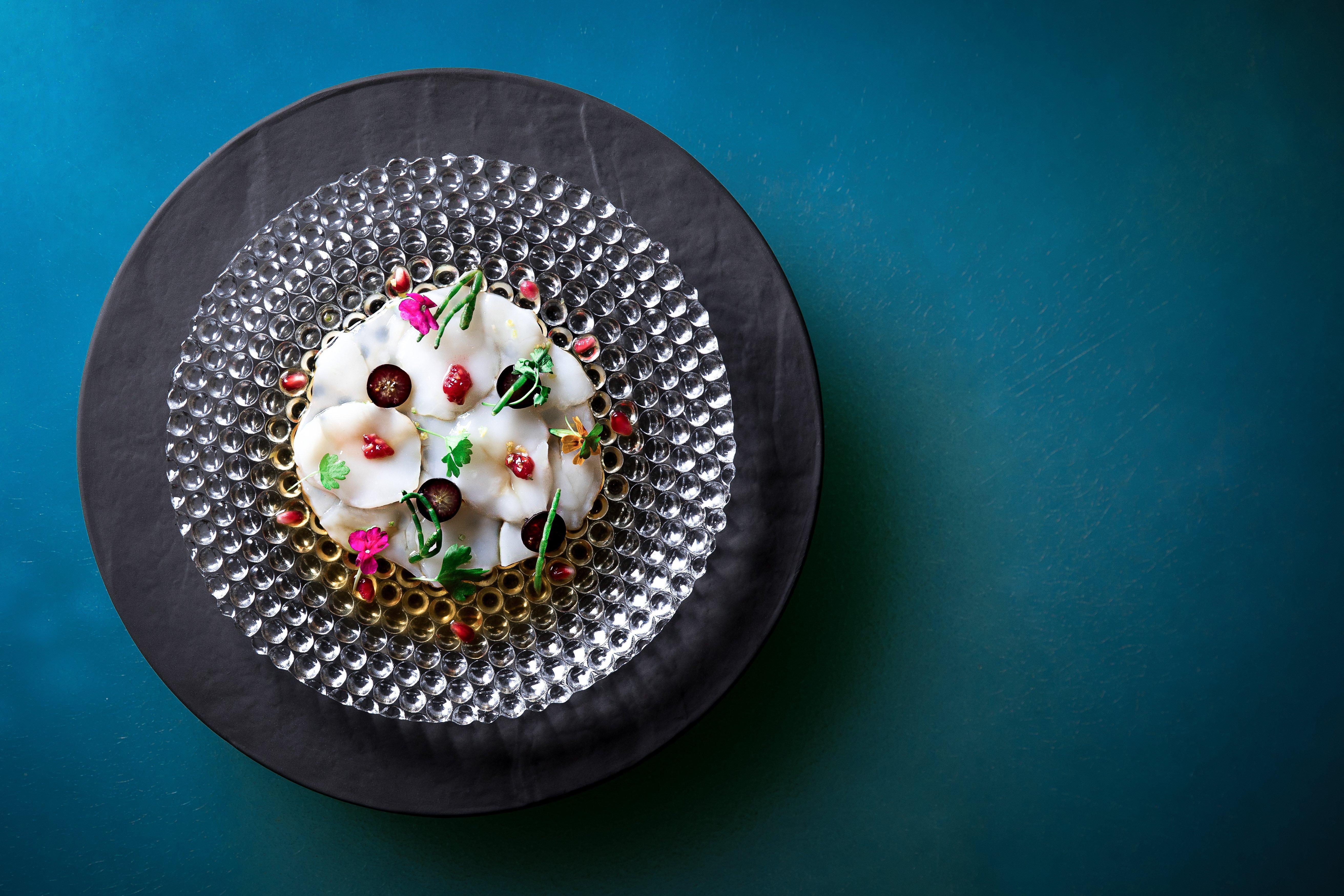 Kimpton Epic Hotel By Ihg Miami Bagian luar foto A dish by Chef Nuno Leal at the restaurant