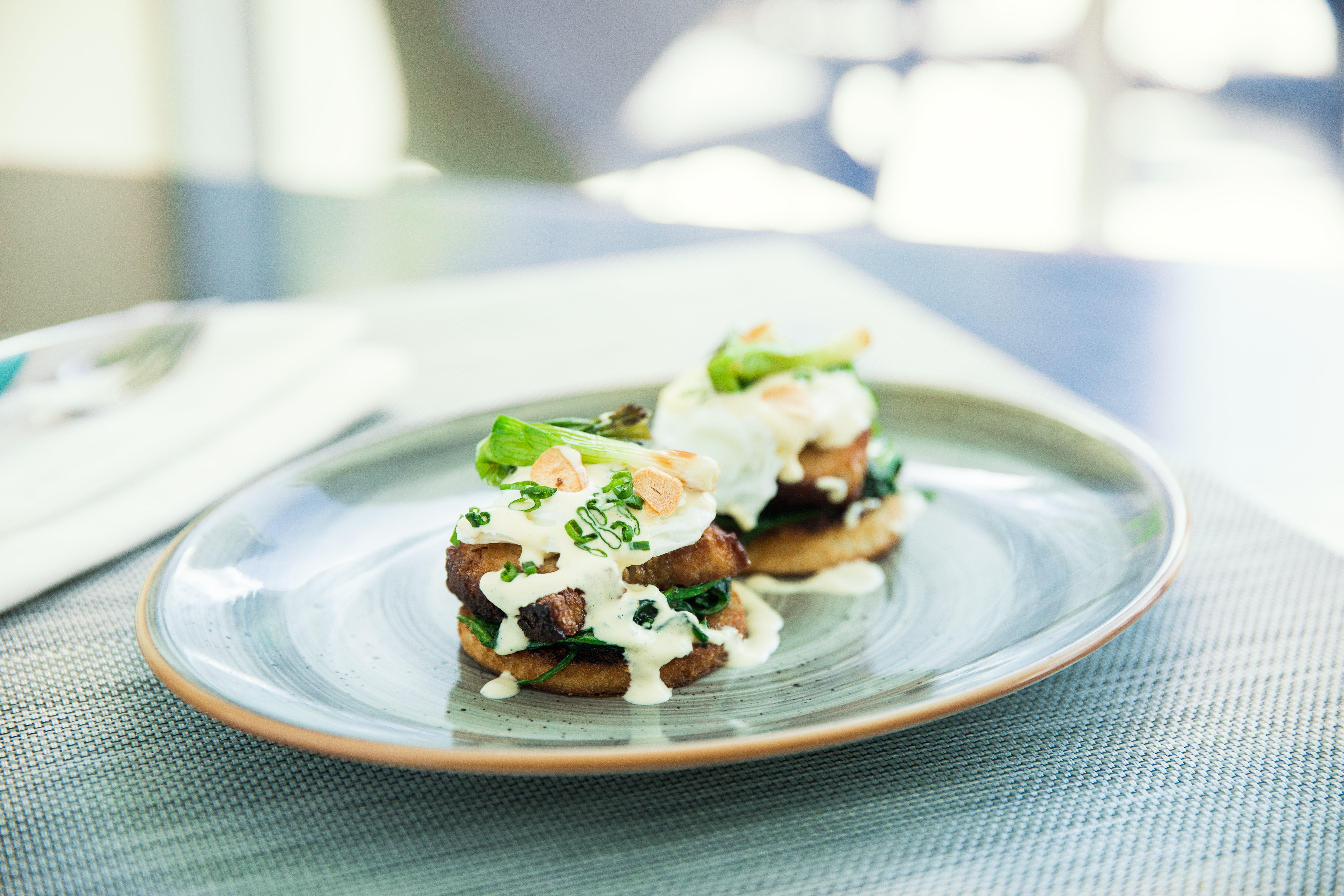 Kimpton Epic Hotel By Ihg Miami Bagian luar foto A mushroom starter at the restaurant
