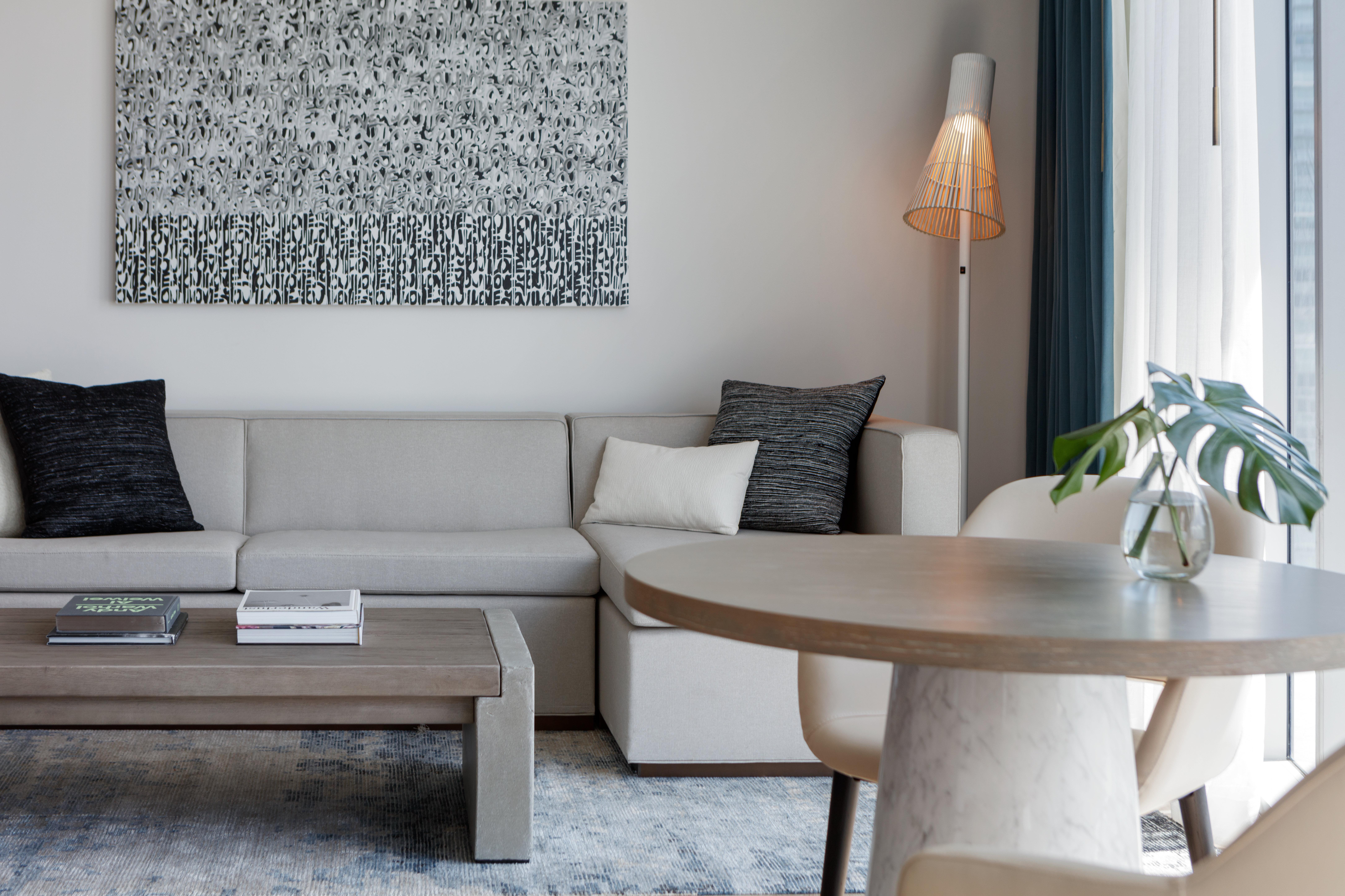 Kimpton Epic Hotel By Ihg Miami Bagian luar foto A living room at the hotel
